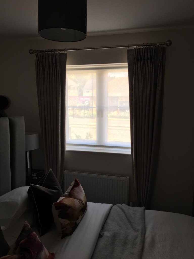 Roman Blinds and Wave Curtains Bracknell
